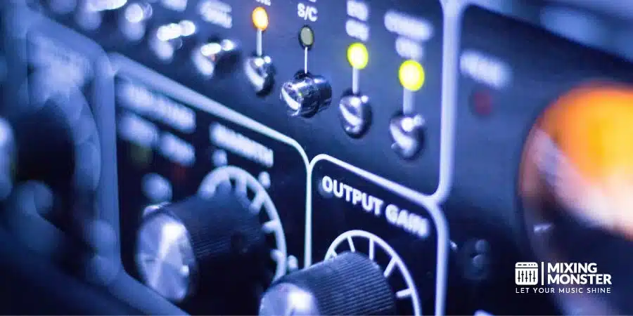 Audio Compressor / Limiter Audio Compressor / Limiter