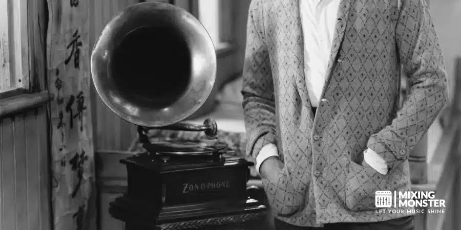 Phonograph Phonograph